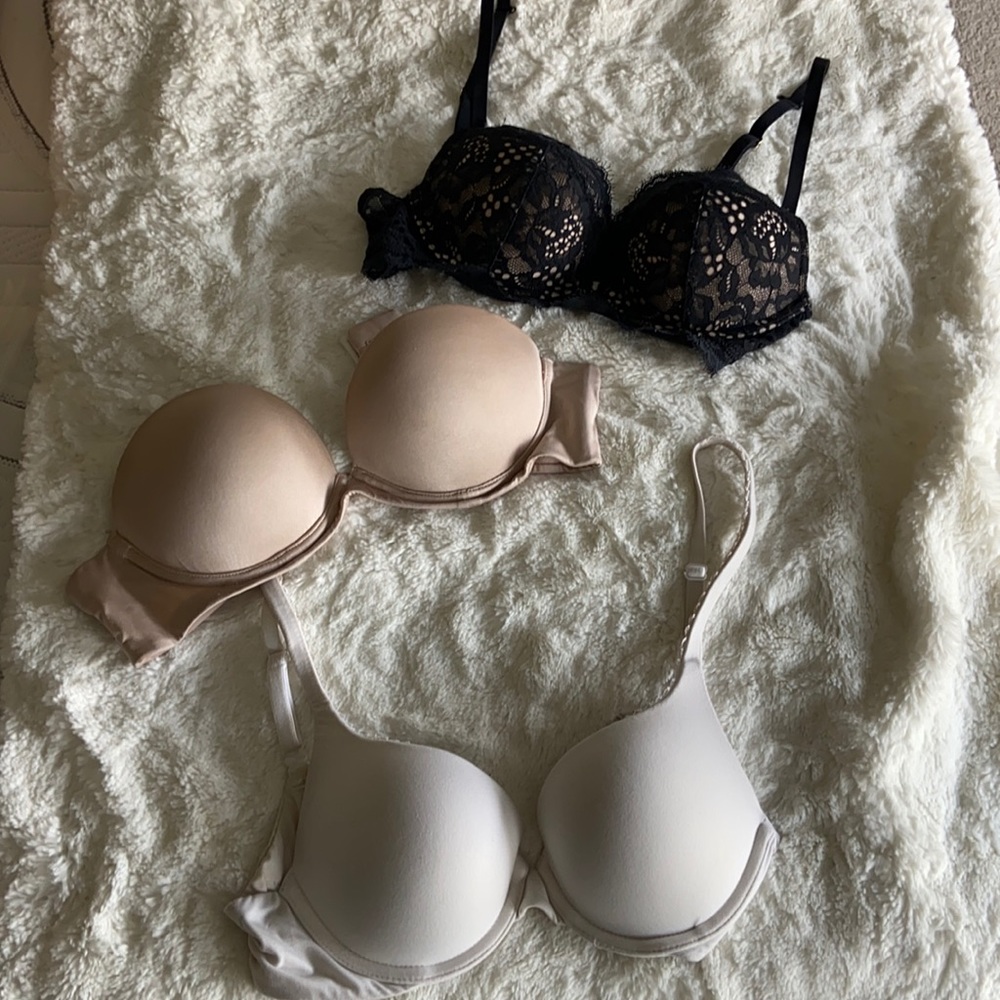 32B/34A bras